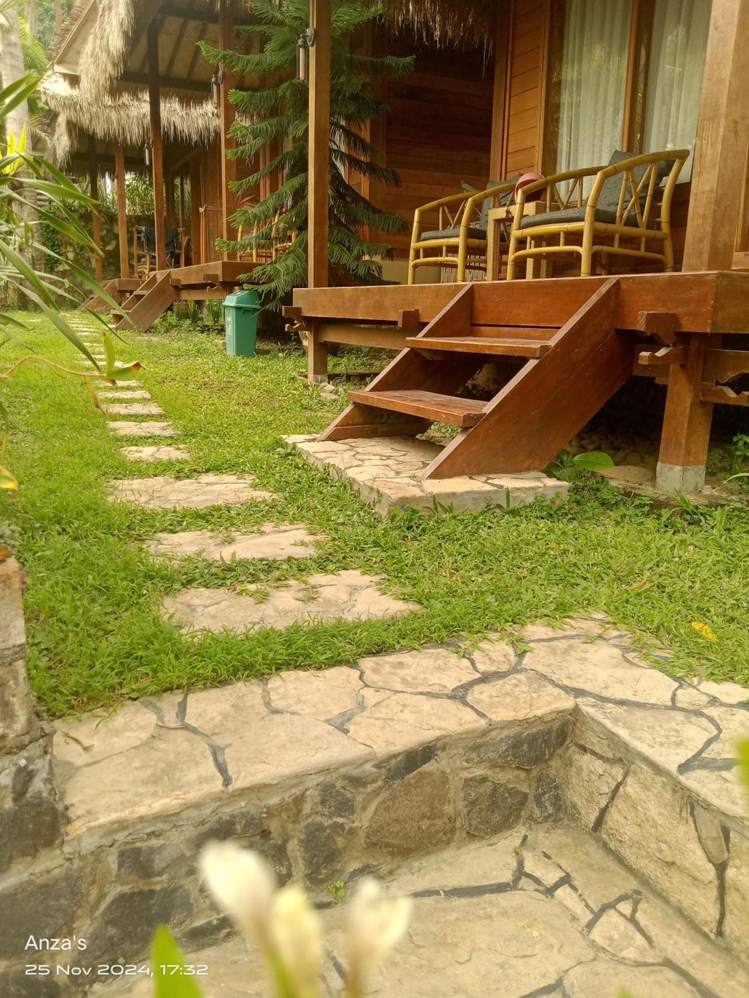 Village Vibes Lombok Kuta  Exterior photo